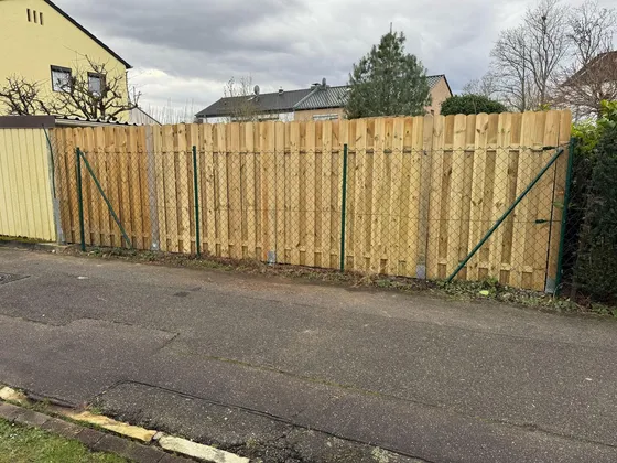 Zaunreparatur in Ingolstadt - fachgerechte Ausführung vor Ort